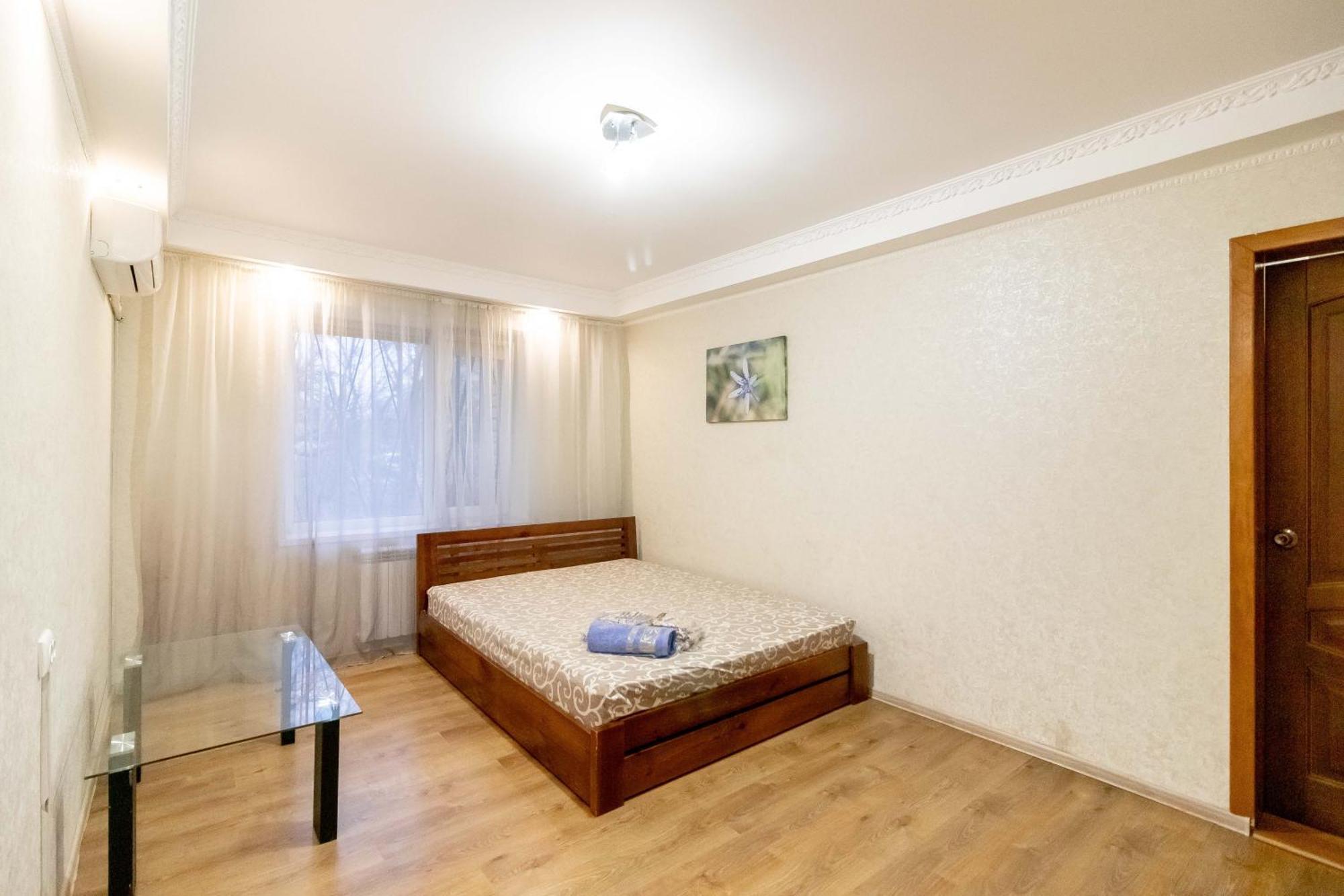 Kvartirkoff Na Volodymyra Ivasiuka 19a Apartment *